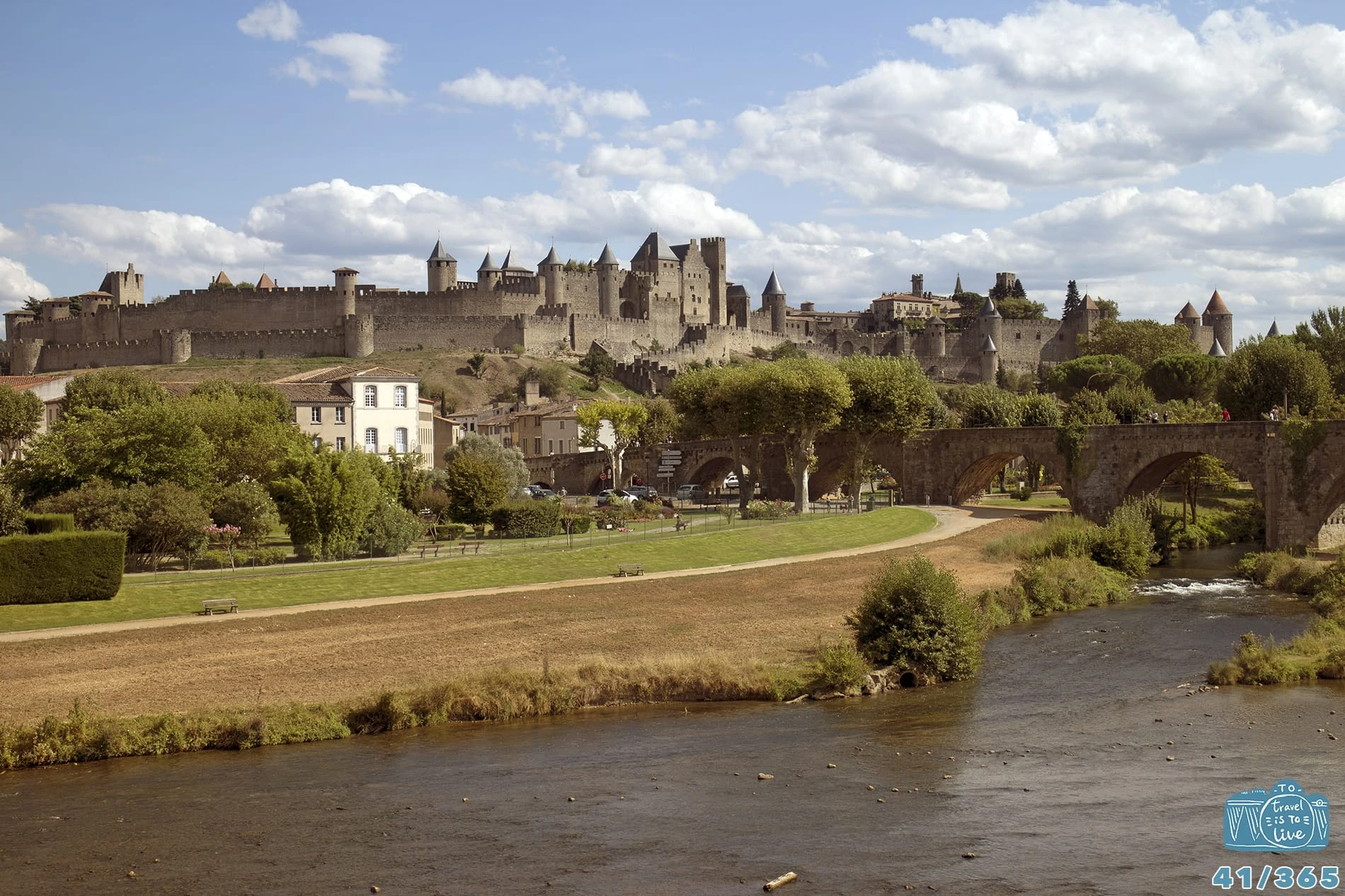 Carcassonne, cidade medieval em França