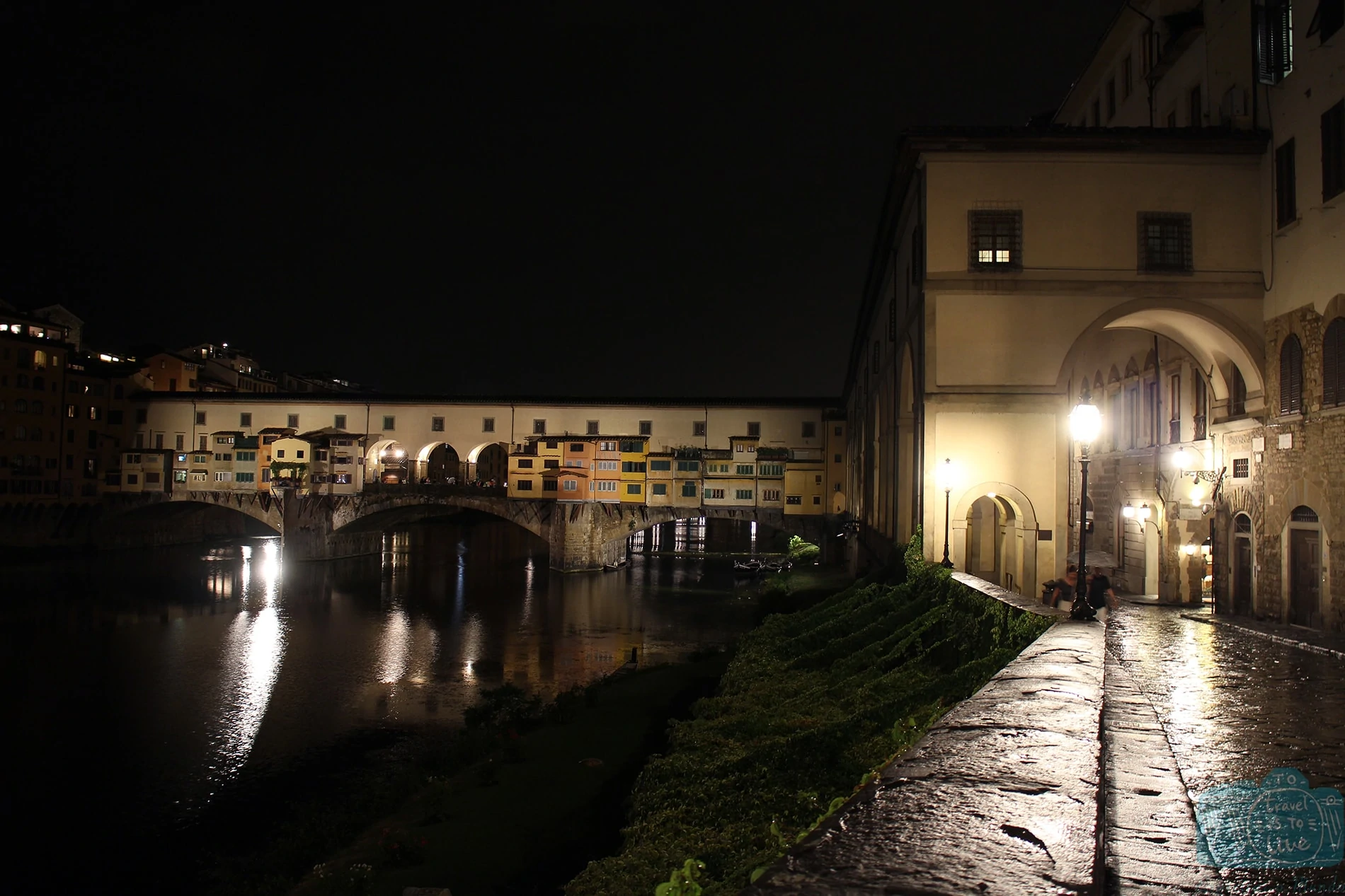 Ponte Vecchio à noite